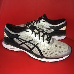 Men’s Asics Gel Kayano 24 Running Shoe Sz 10.5